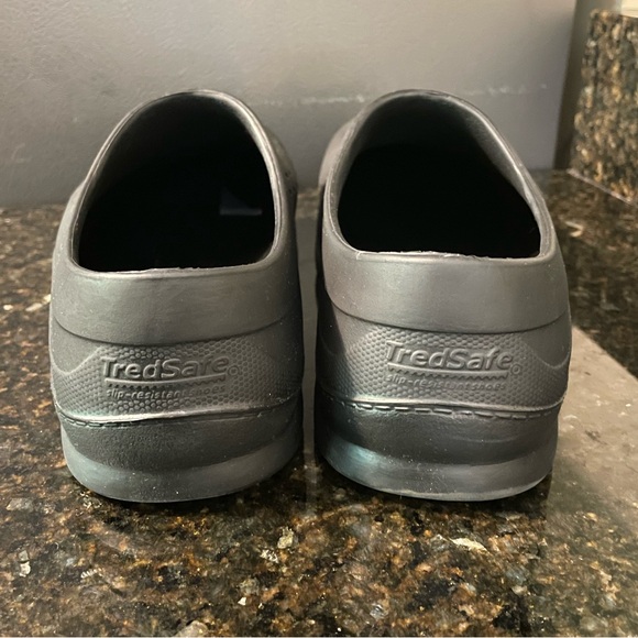 TREDSAFE Food Service Slip Proof Work Compliant Slip On Shoes Women's Size 9 - Picture 4 of 6